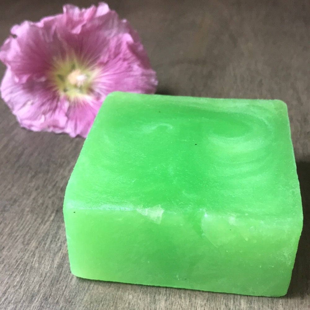 MELLOW MELON Glycerin Bar Soap / Mountain Mom Soap Co - Picture 6 of 7